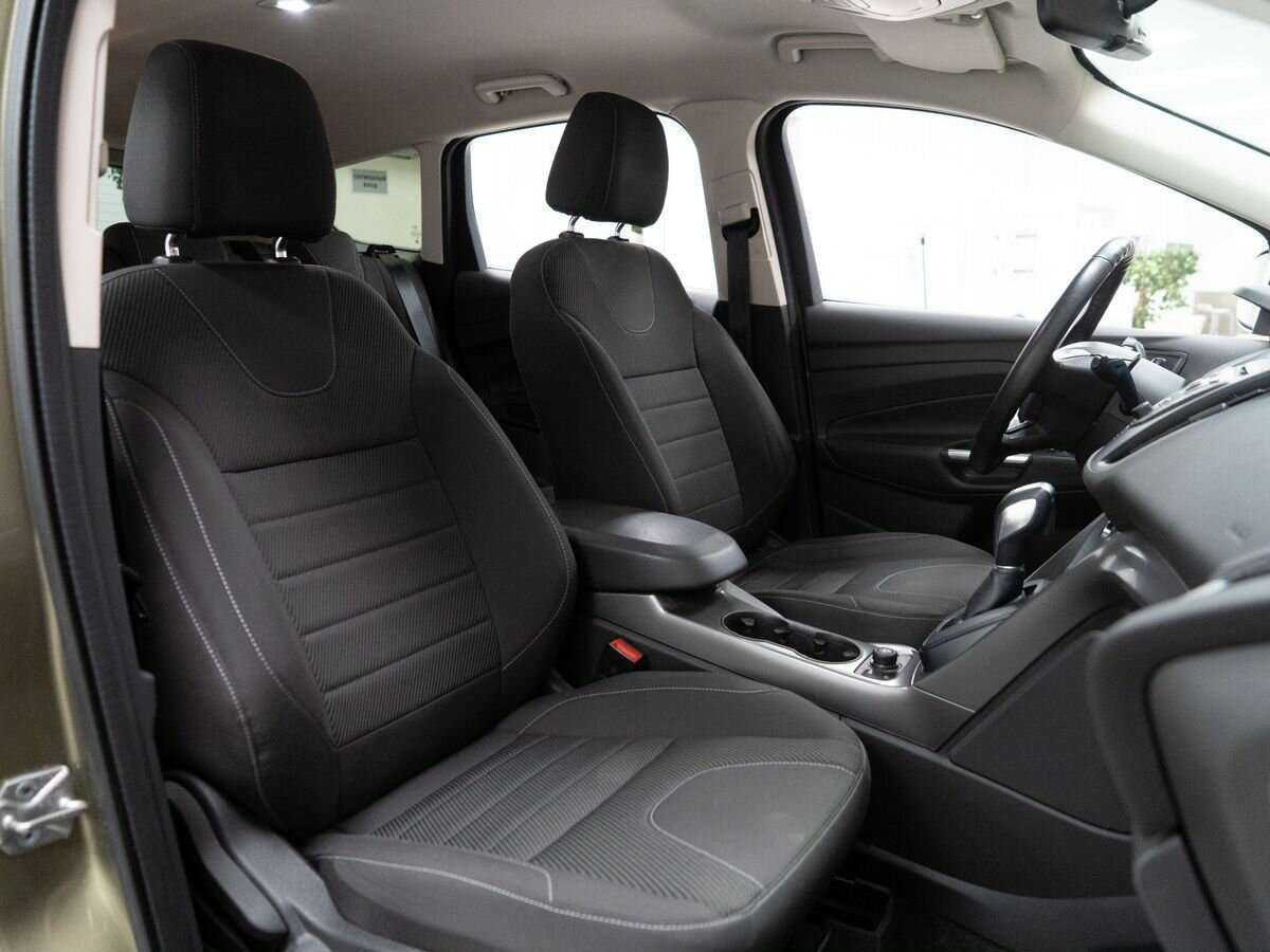 Ford Kuga 2014 года с пробегом. Фото: #8