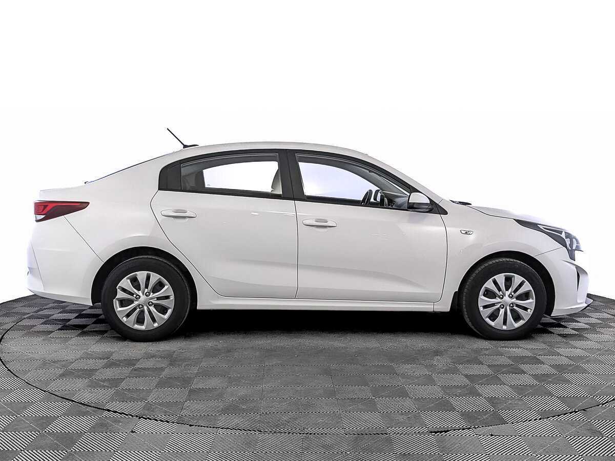 Kia Rio 2021 года с пробегом. Фото: #3