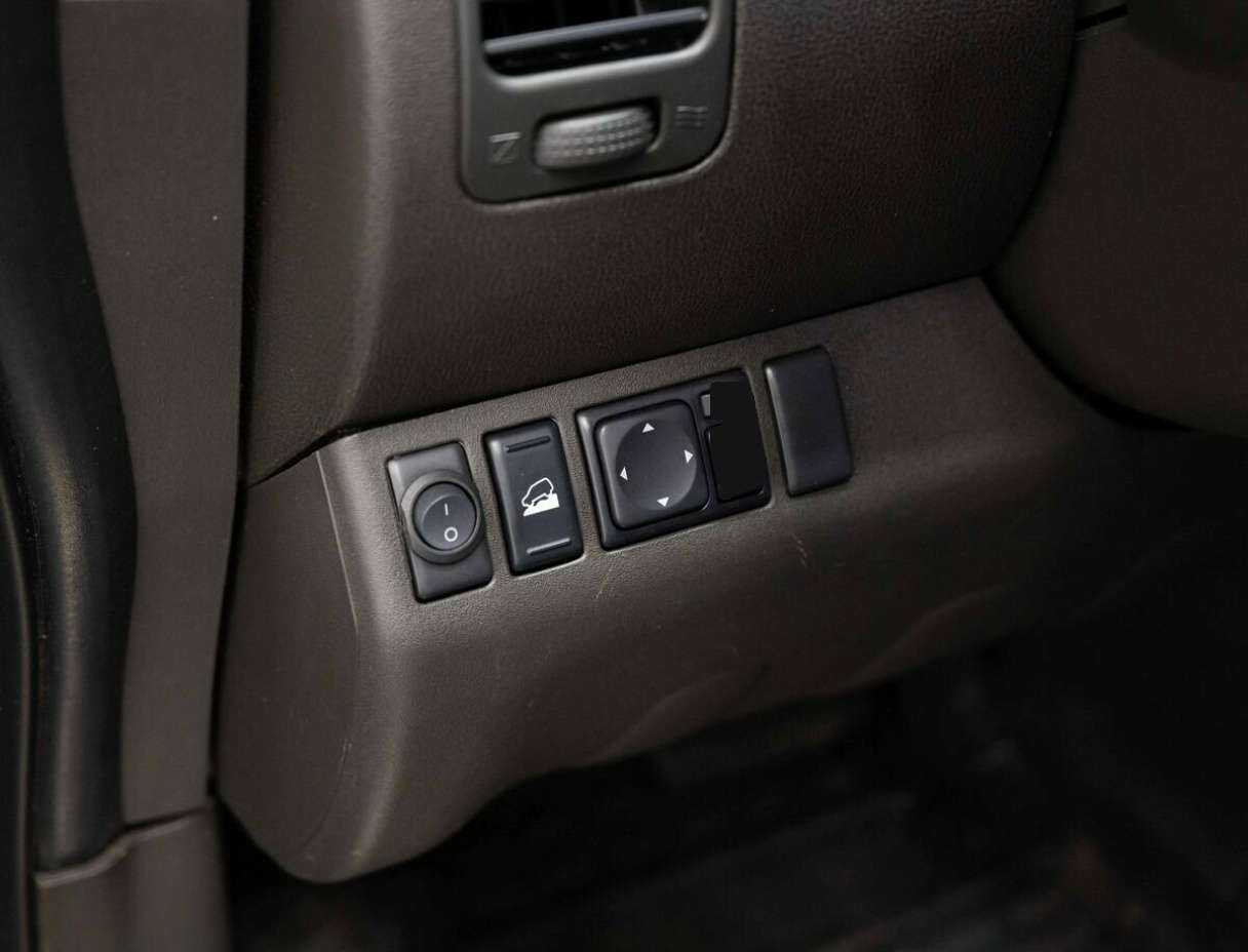 Nissan Pathfinder 2013 года с пробегом. Фото: #26