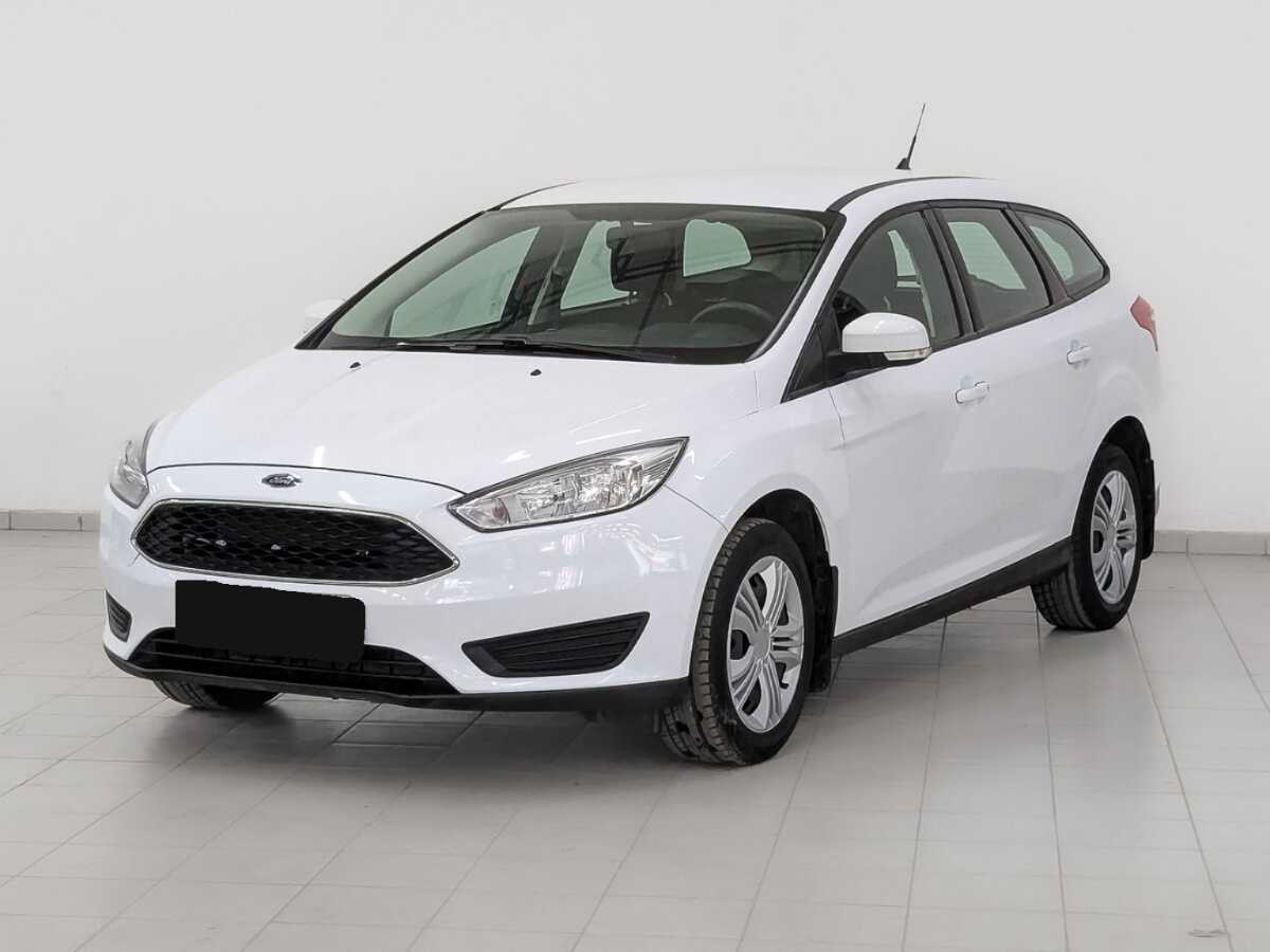 Ford Focus 2017 года с пробегом. Посмотреть фото