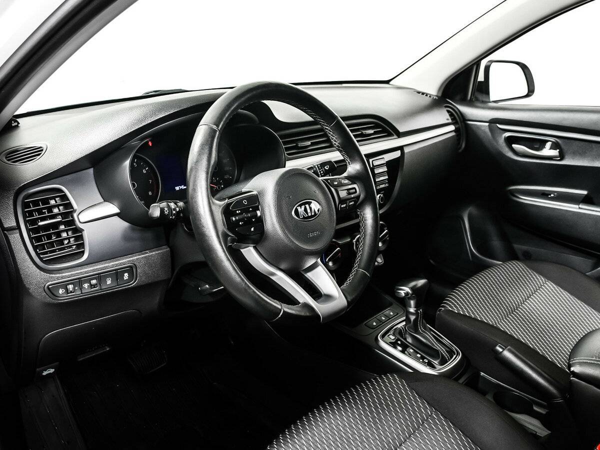 Kia Rio 2018 года с пробегом. Фото: #12