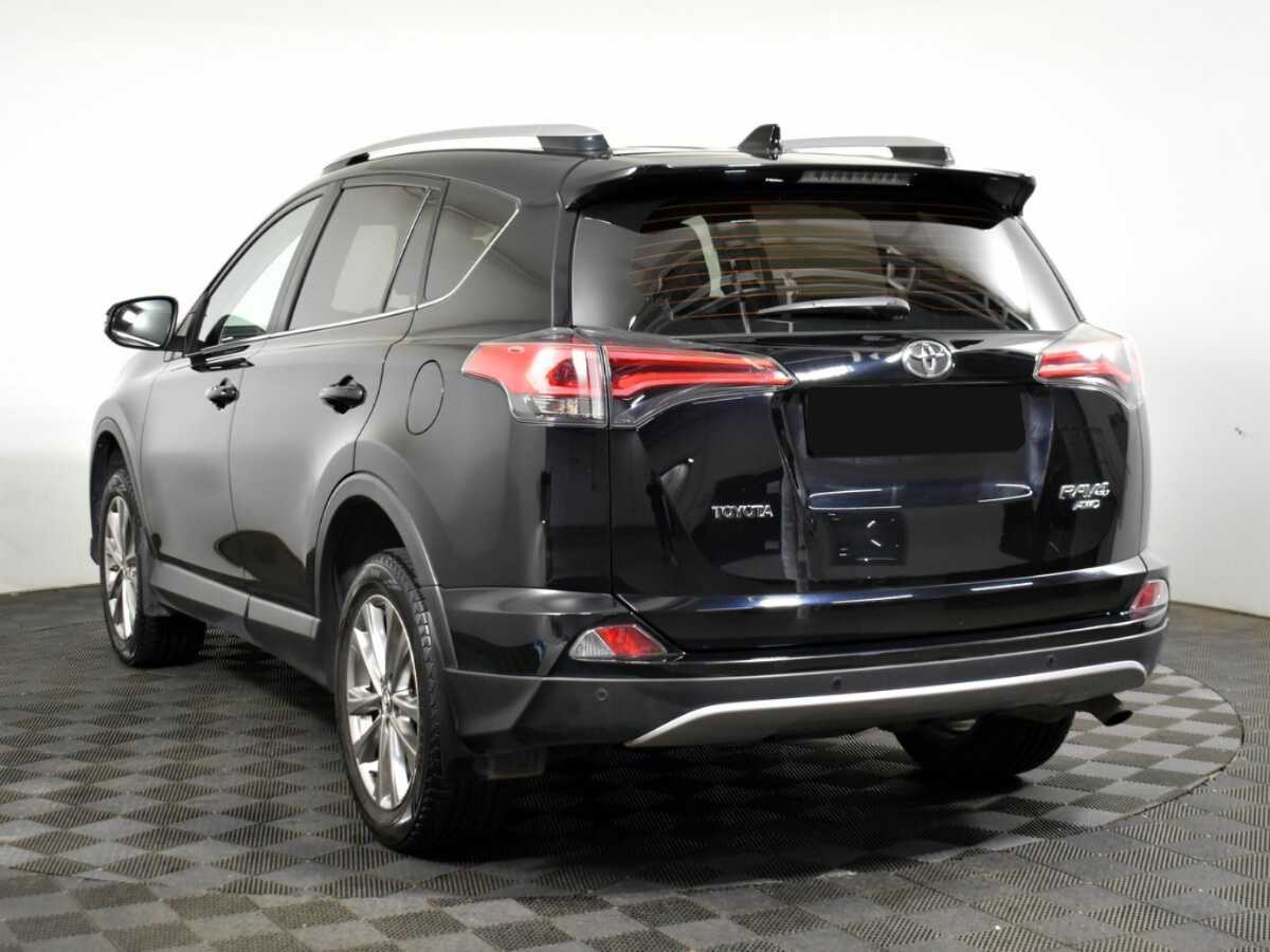 Toyota RAV4 2018 года с пробегом. Фото: #5