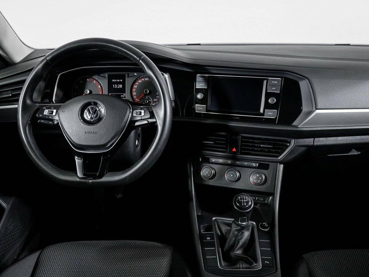 Volkswagen Jetta 2020 года с пробегом. Фото: #11