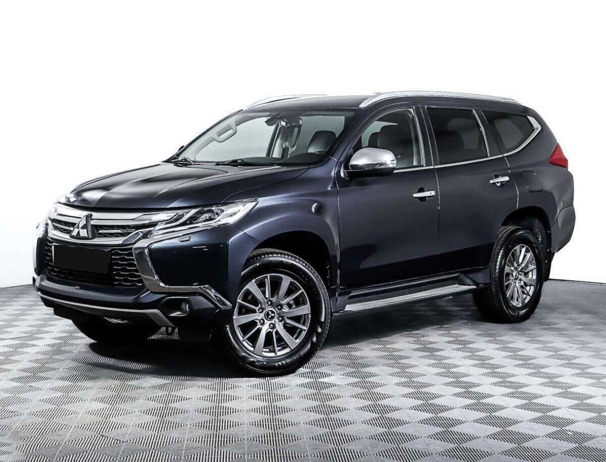 Mitsubishi Pajero Sport 2018 года с пробегом. Посмотреть фото