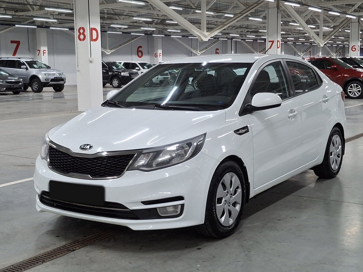 Kia Rio 2015 года с пробегом. Посмотреть фото