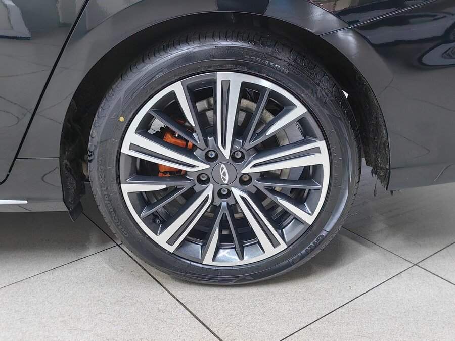 Chery Arrizo 8 2023 года с пробегом. Фото: #24