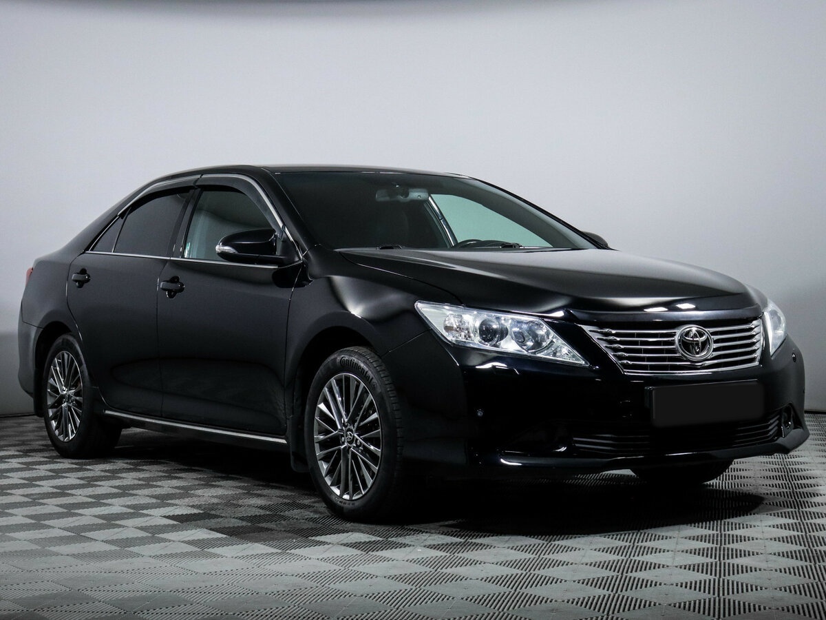Toyota Camry 2014 года с пробегом. Фото: #2