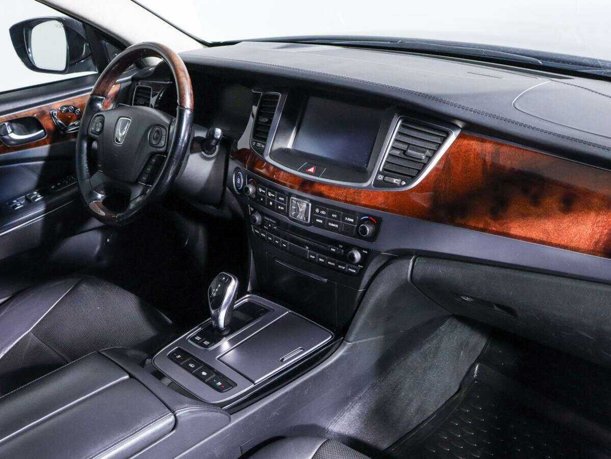Hyundai Equus 2014 года с пробегом. Фото: #6