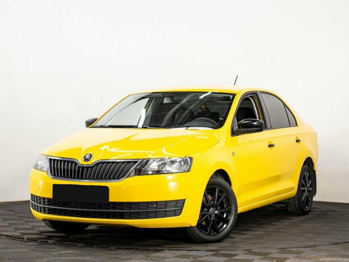Skoda Rapid 2017 года с пробегом. Посмотреть фото