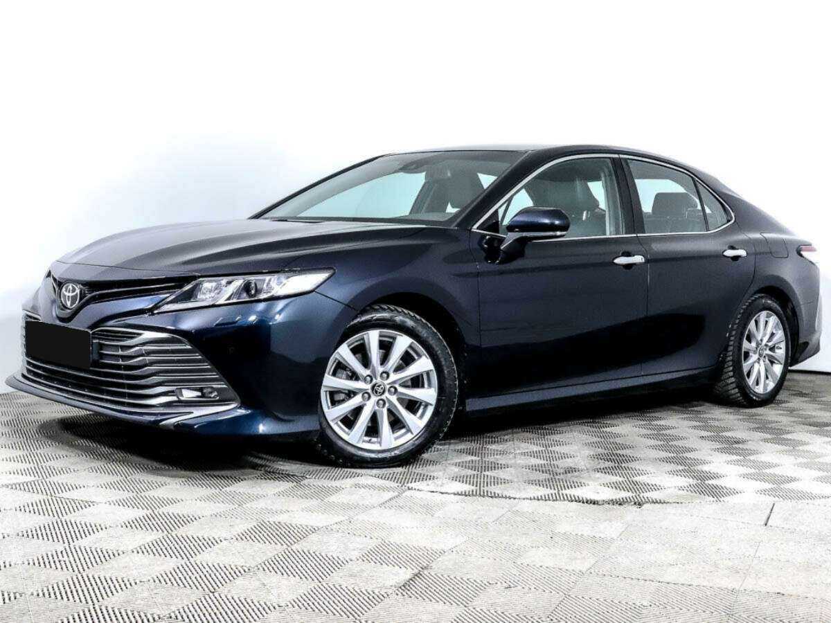 Toyota Camry 2020 года с пробегом. Посмотреть фото