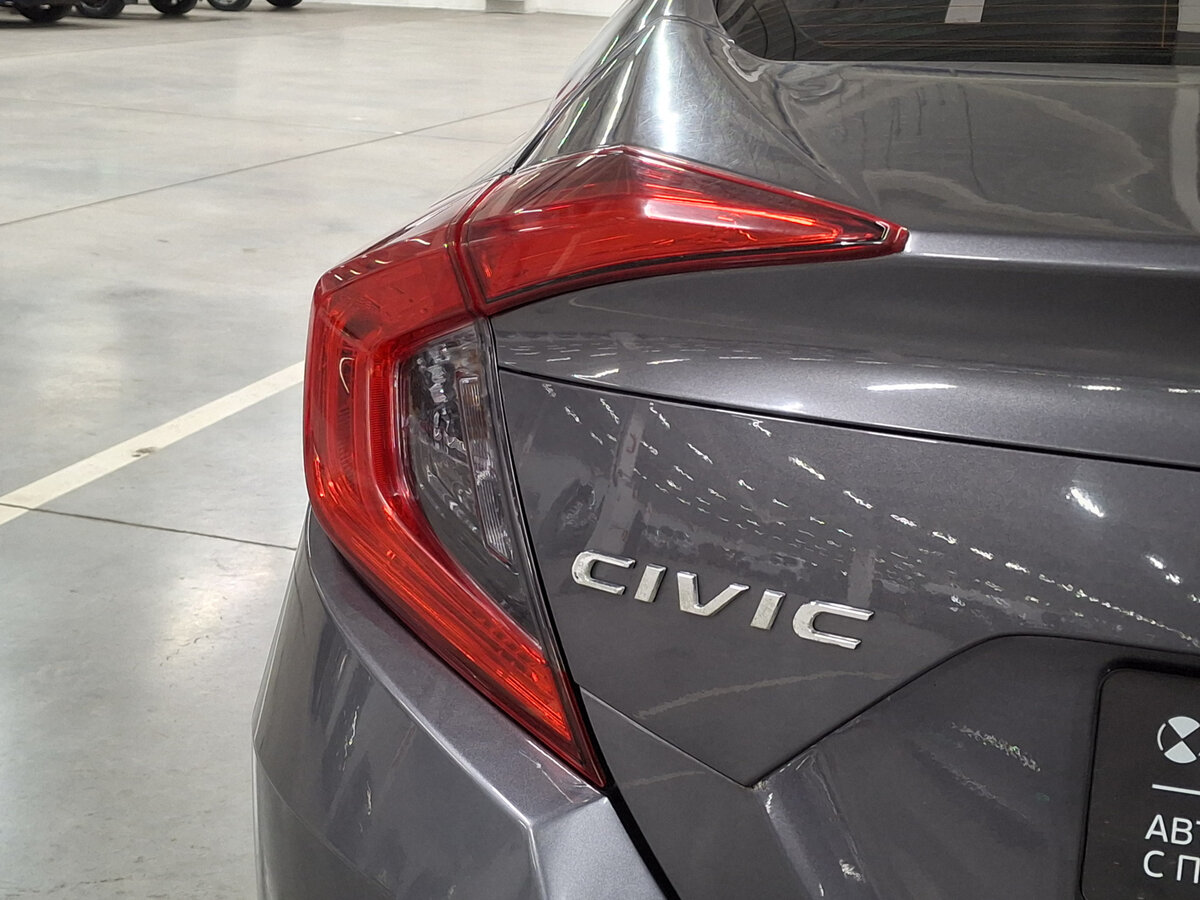 Honda Civic 2016 года с пробегом. Фото: #8