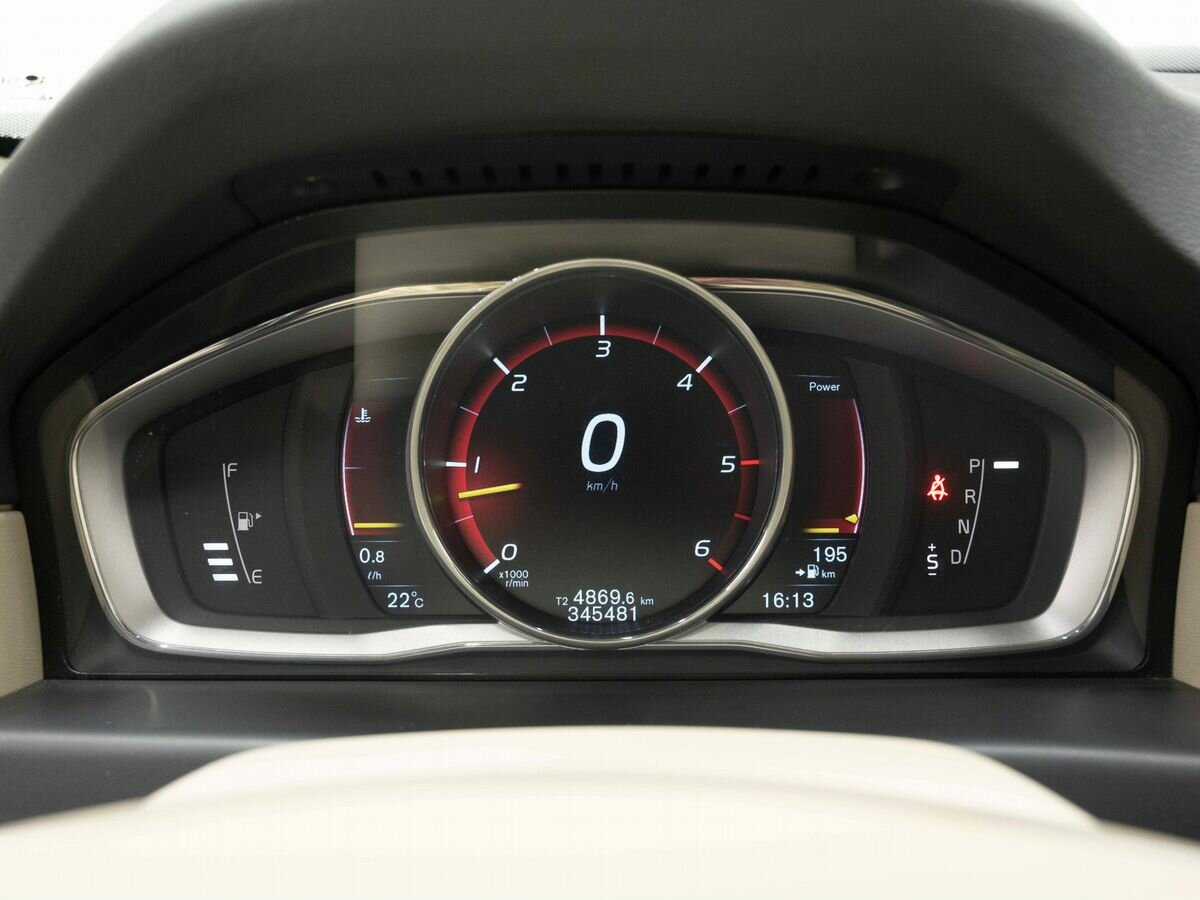 Volvo XC70 2014 года с пробегом. Фото: #15