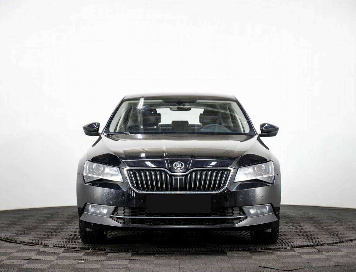 Skoda Superb 2017 года с пробегом. Фото: #1