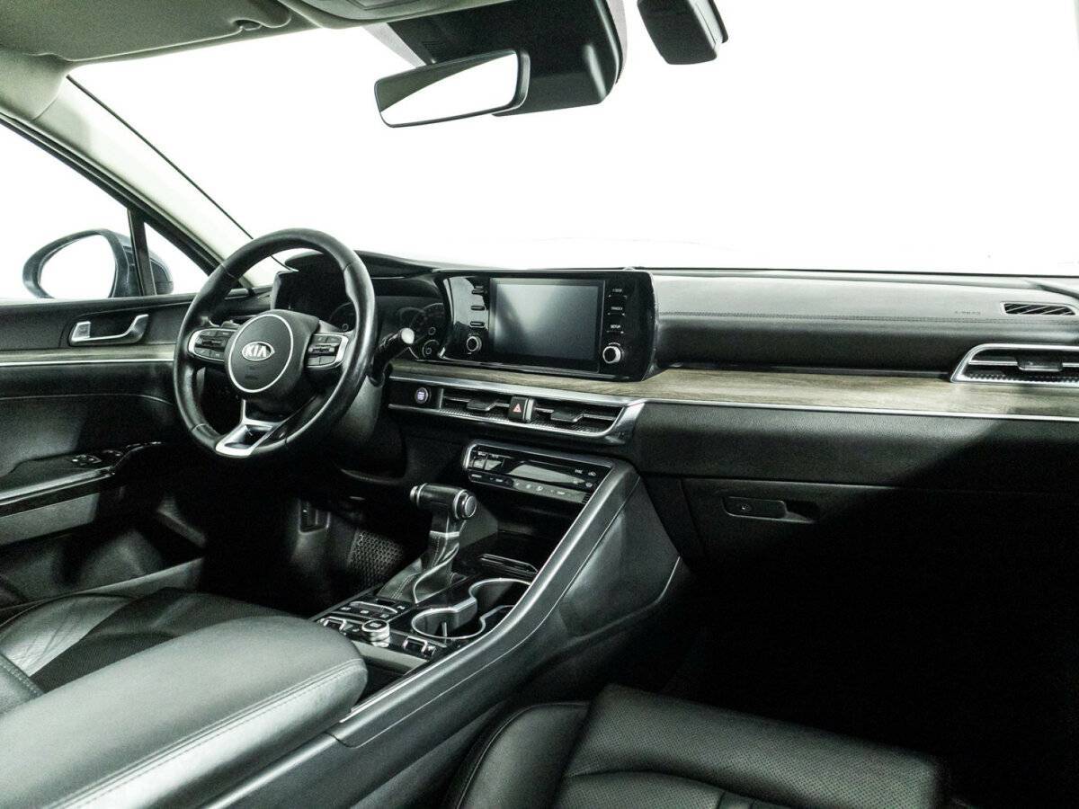 Kia K5 2021 года с пробегом. Фото: #9
