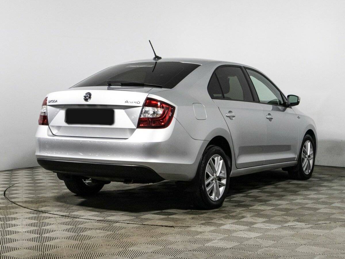 Skoda Rapid 2018 года с пробегом. Фото: #4