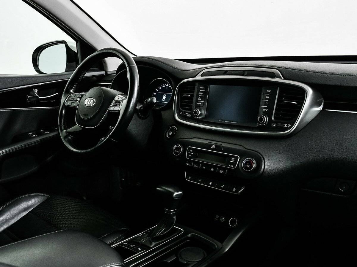 Kia Sorento 2018 года с пробегом. Фото: #8