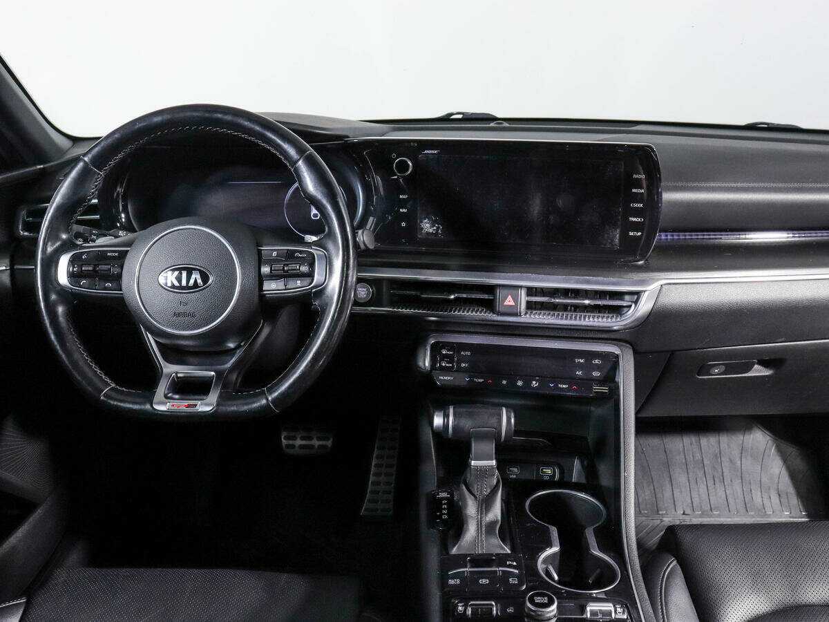 Kia K5 2021 года с пробегом. Фото: #9