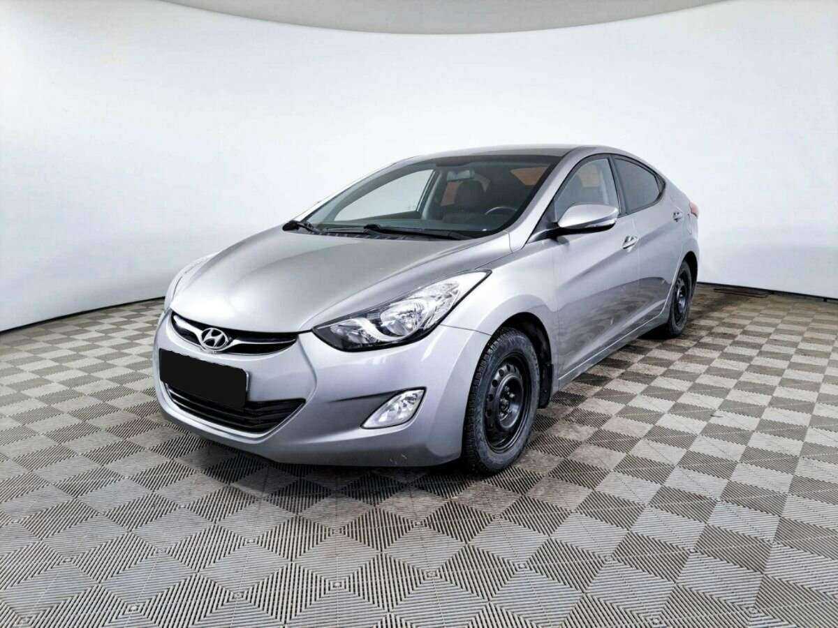 Hyundai Elantra 2013 года с пробегом. Посмотреть фото