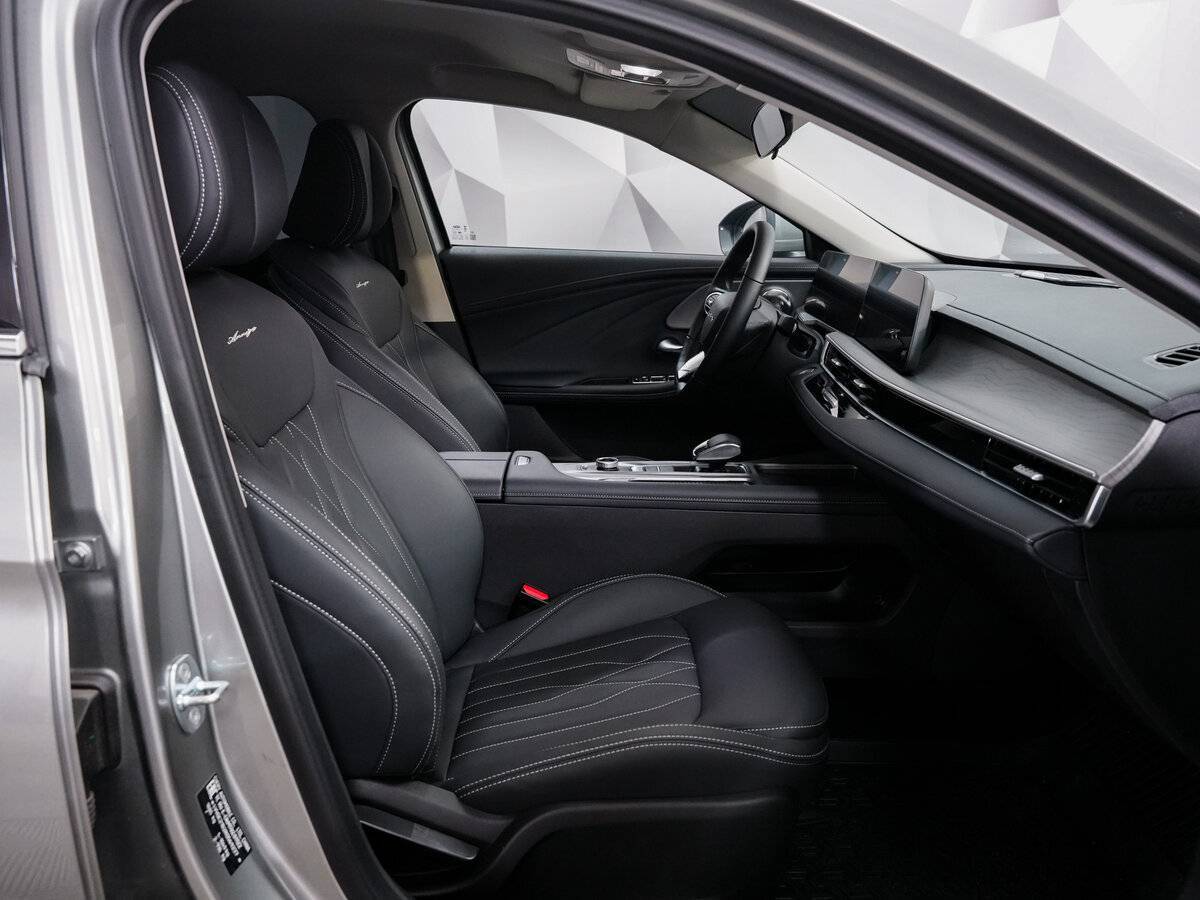 Chery Arrizo 8 2024 года с пробегом. Фото: #11