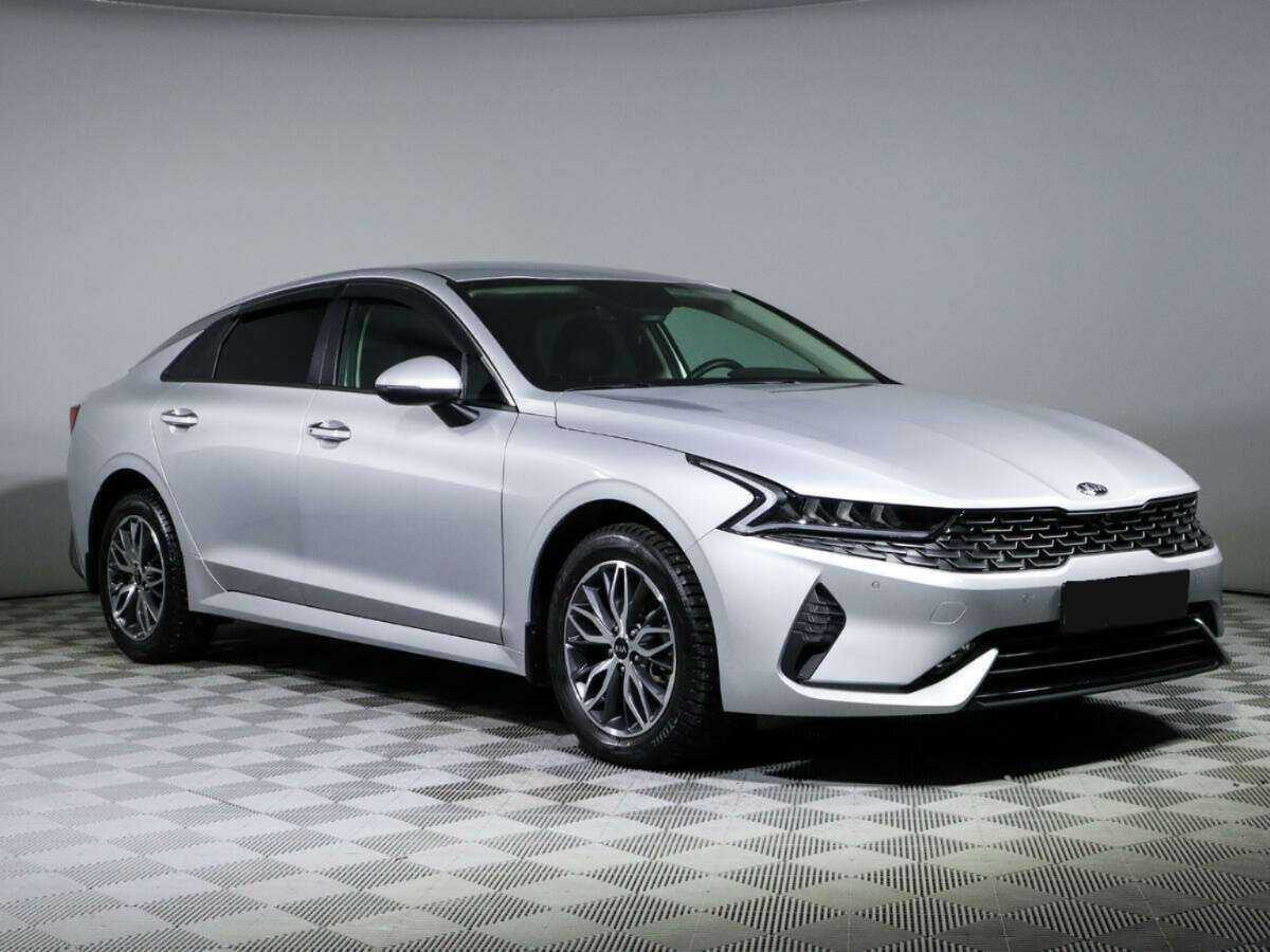 Kia K5 2021 года с пробегом. Фото: #1