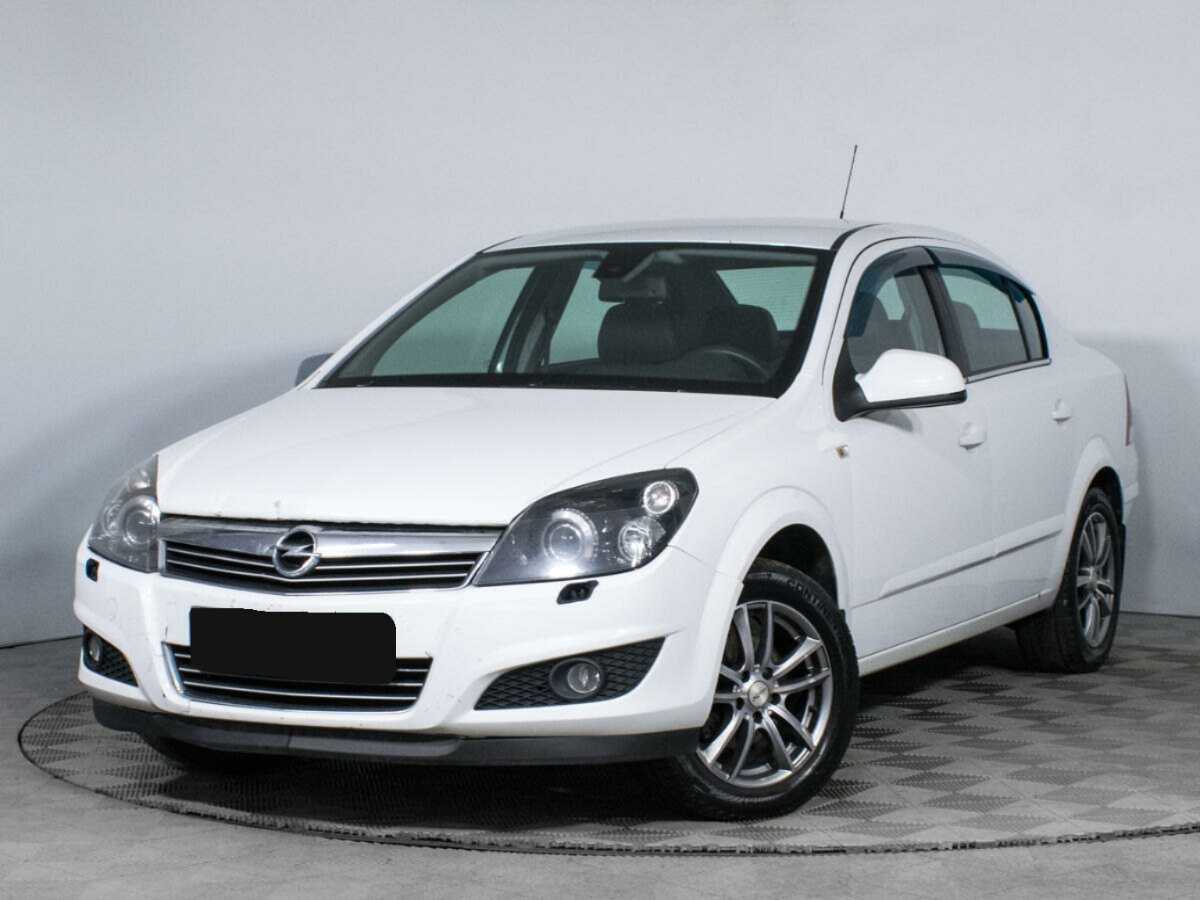 Opel Astra 2014 года с пробегом. Фото: #0