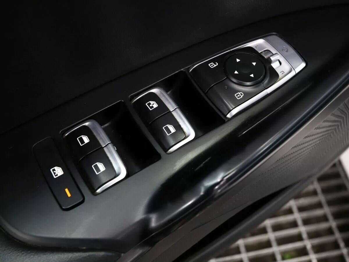 Kia K5 2021 года с пробегом. Фото: #6