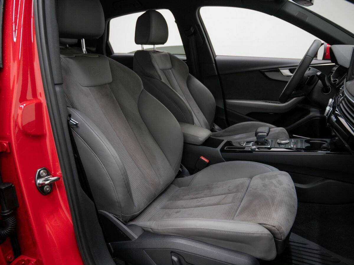 Audi A4 2019 года с пробегом. Фото: #8