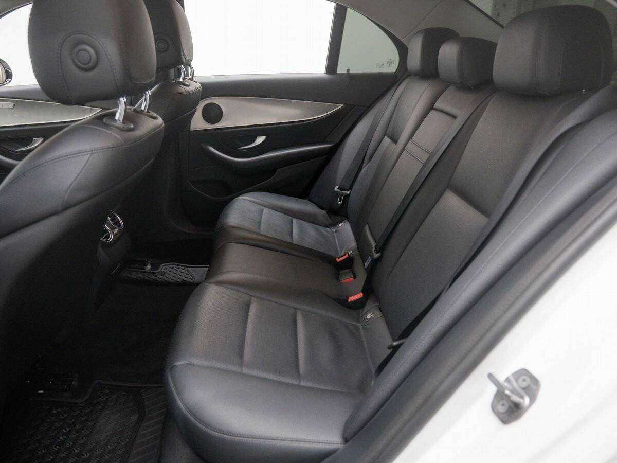 Mercedes-Benz E-Класс 2017 года с пробегом. Фото: #13