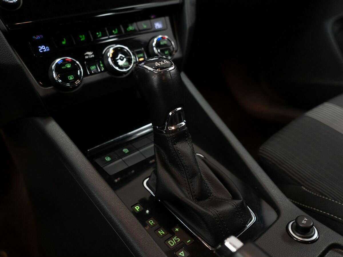 Skoda Octavia 2018 года с пробегом. Фото: #11
