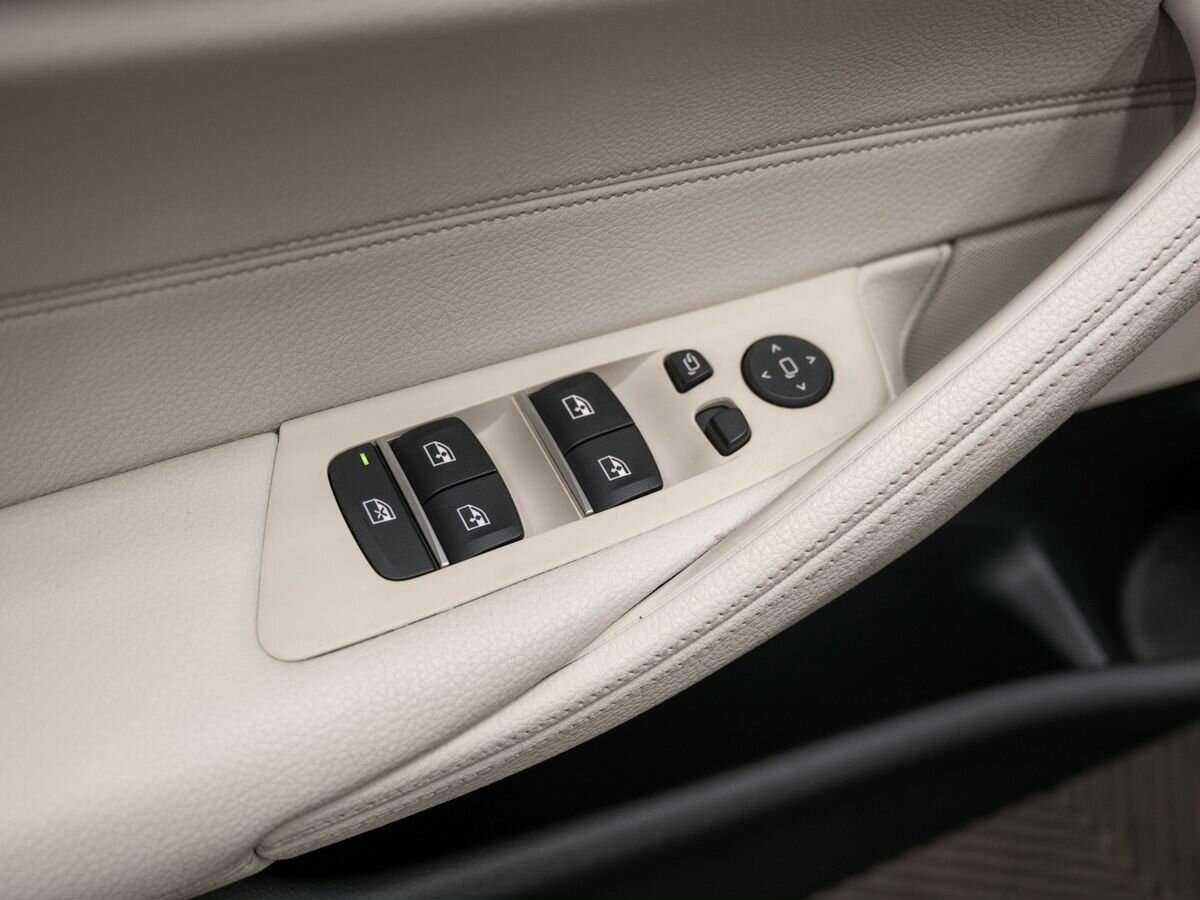 BMW 5 серии 2018 года с пробегом. Фото: #13