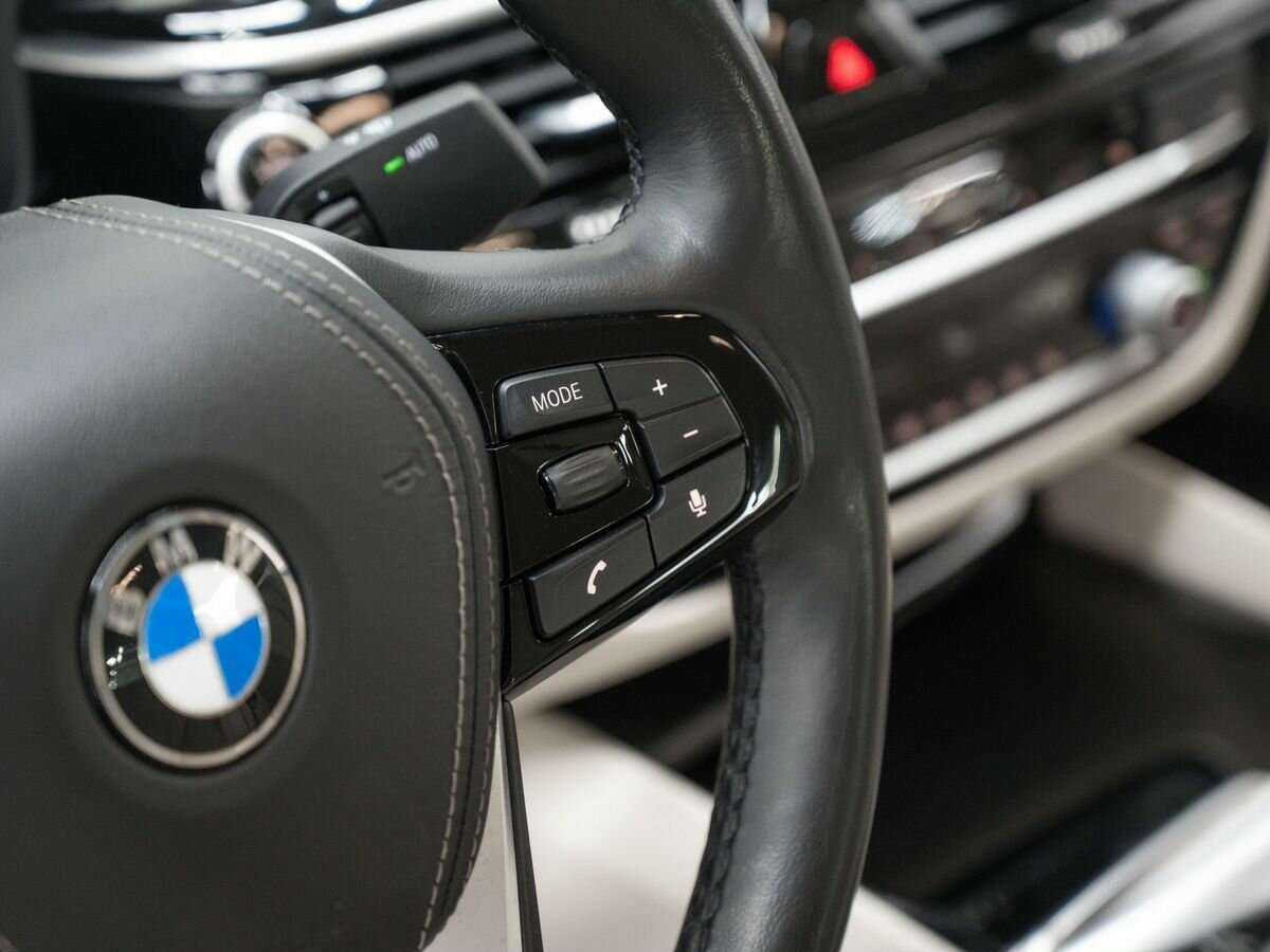 BMW 5 серии 2018 года с пробегом. Фото: #17
