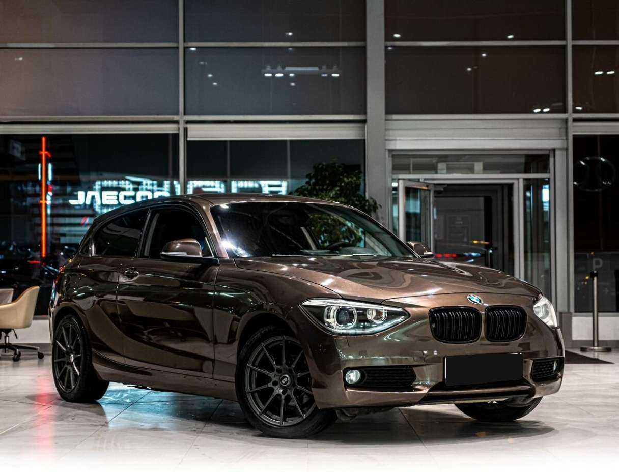 BMW 1 серии 2012 года с пробегом. Фото: #1