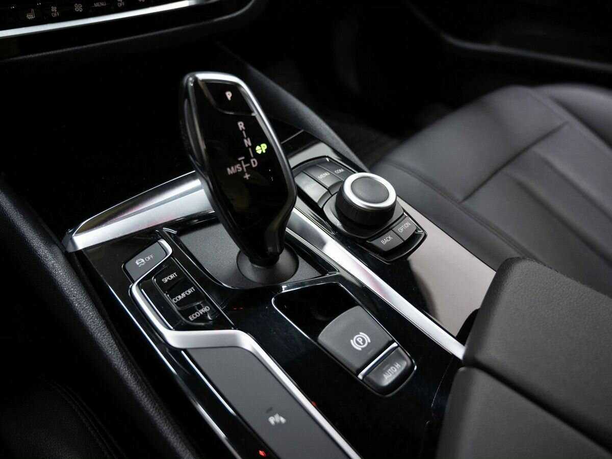 BMW 5 серии 2019 года с пробегом. Фото: #21