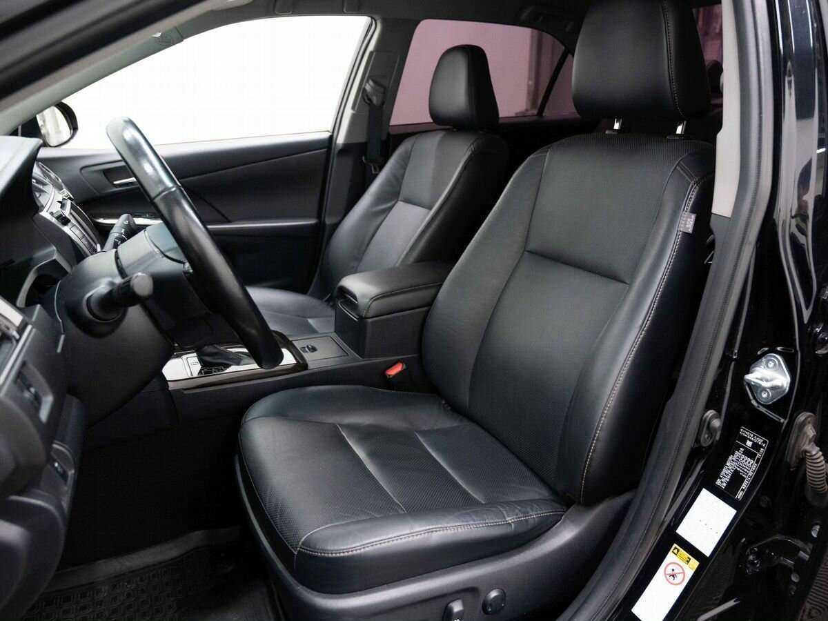 Toyota Camry 2018 года с пробегом. Фото: #10