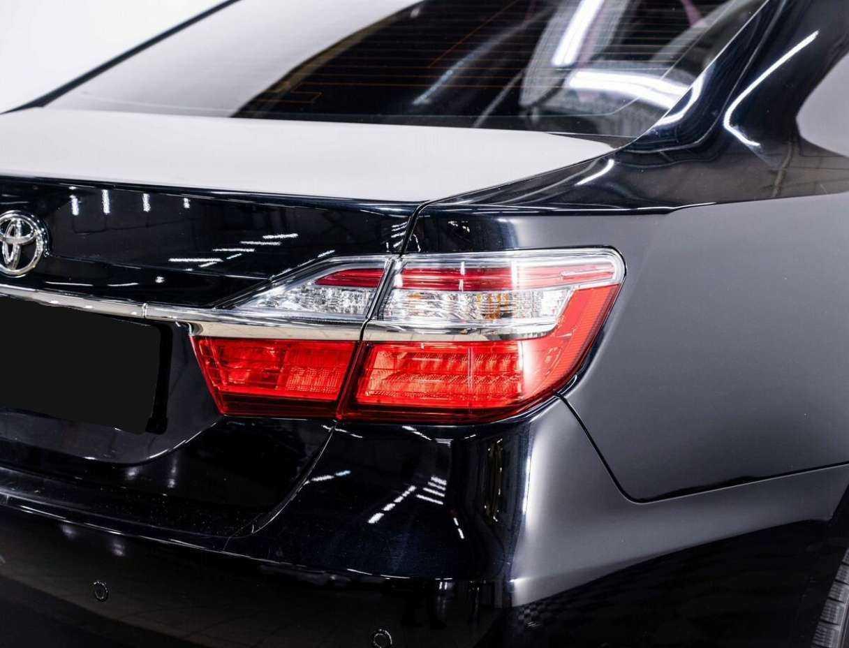 Toyota Camry 2018 года с пробегом. Фото: #23