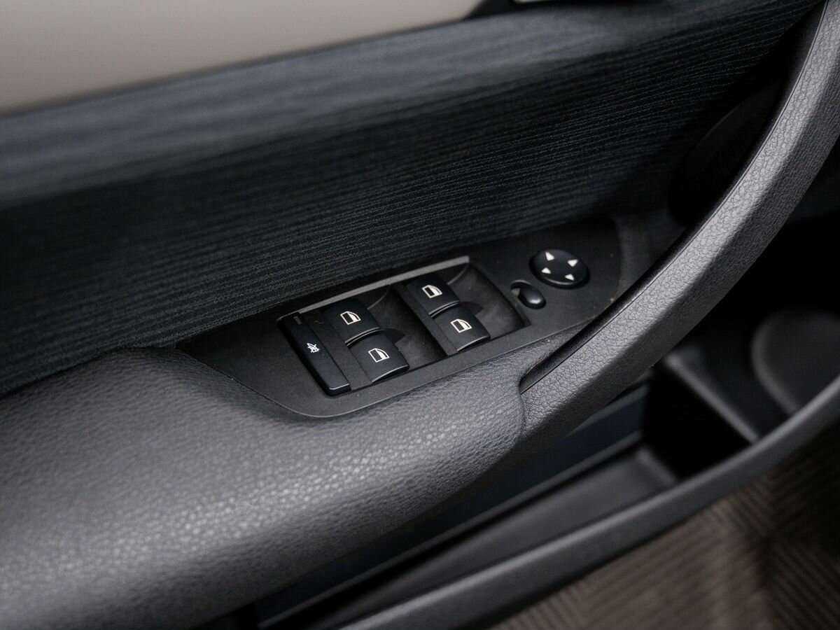 BMW X1 2013 года с пробегом. Фото: #14