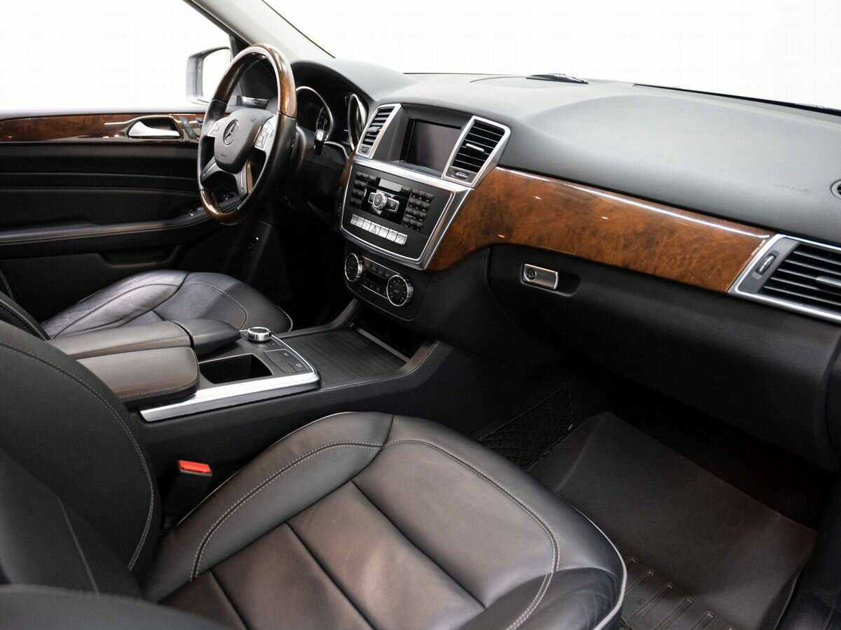 Mercedes-Benz M-Класс 2012 года с пробегом. Фото: #12