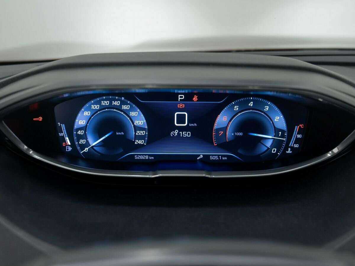 Peugeot 3008 2018 года с пробегом. Фото: #19