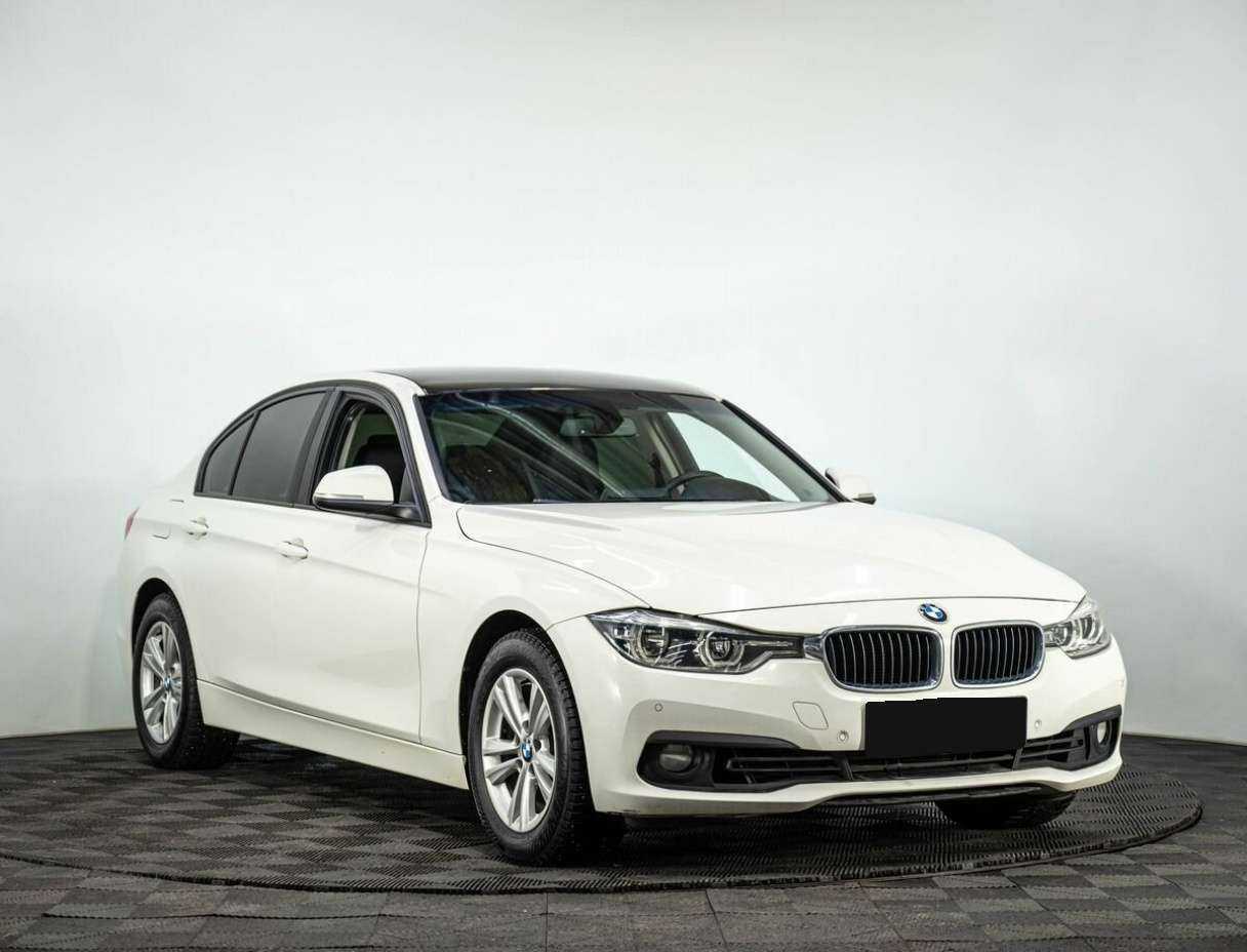 BMW 3 серии 2016 года с пробегом. Фото: #2