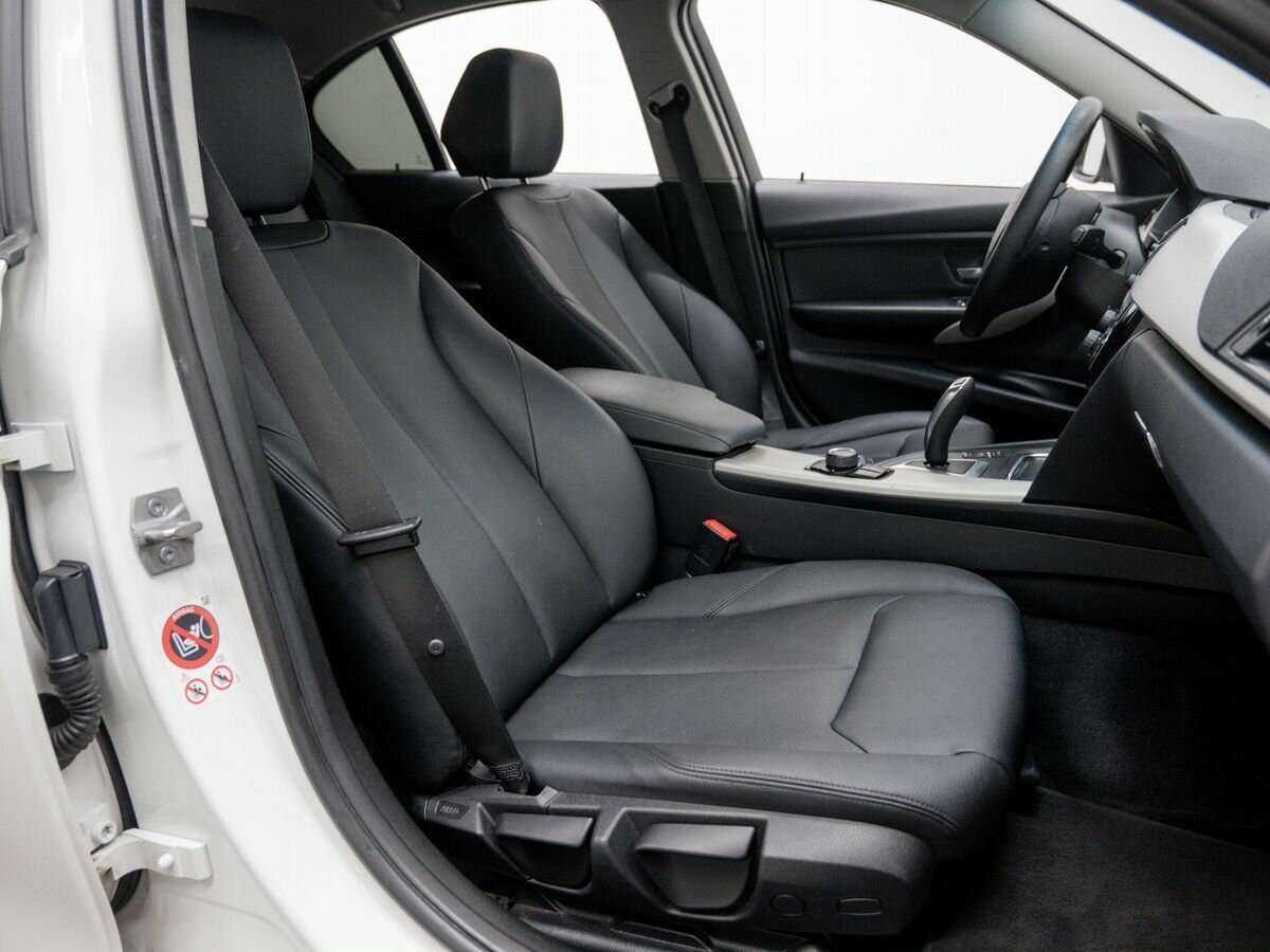 BMW 3 серии 2016 года с пробегом. Фото: #7