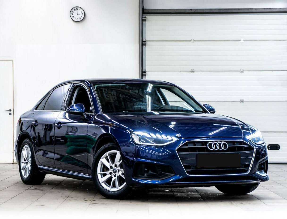 Audi A4 2020 года с пробегом. Фото: #1