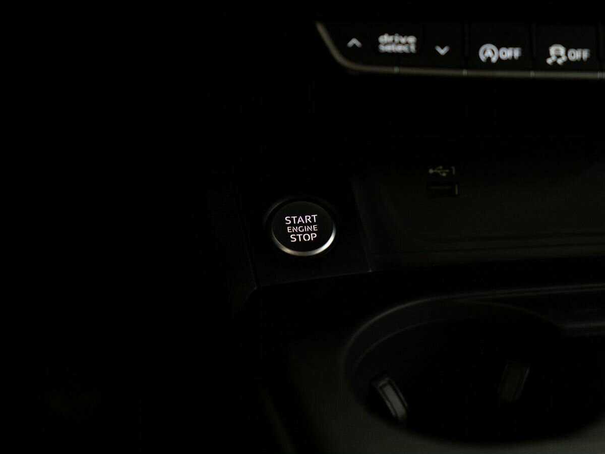 Audi A4 2020 года с пробегом. Фото: #11