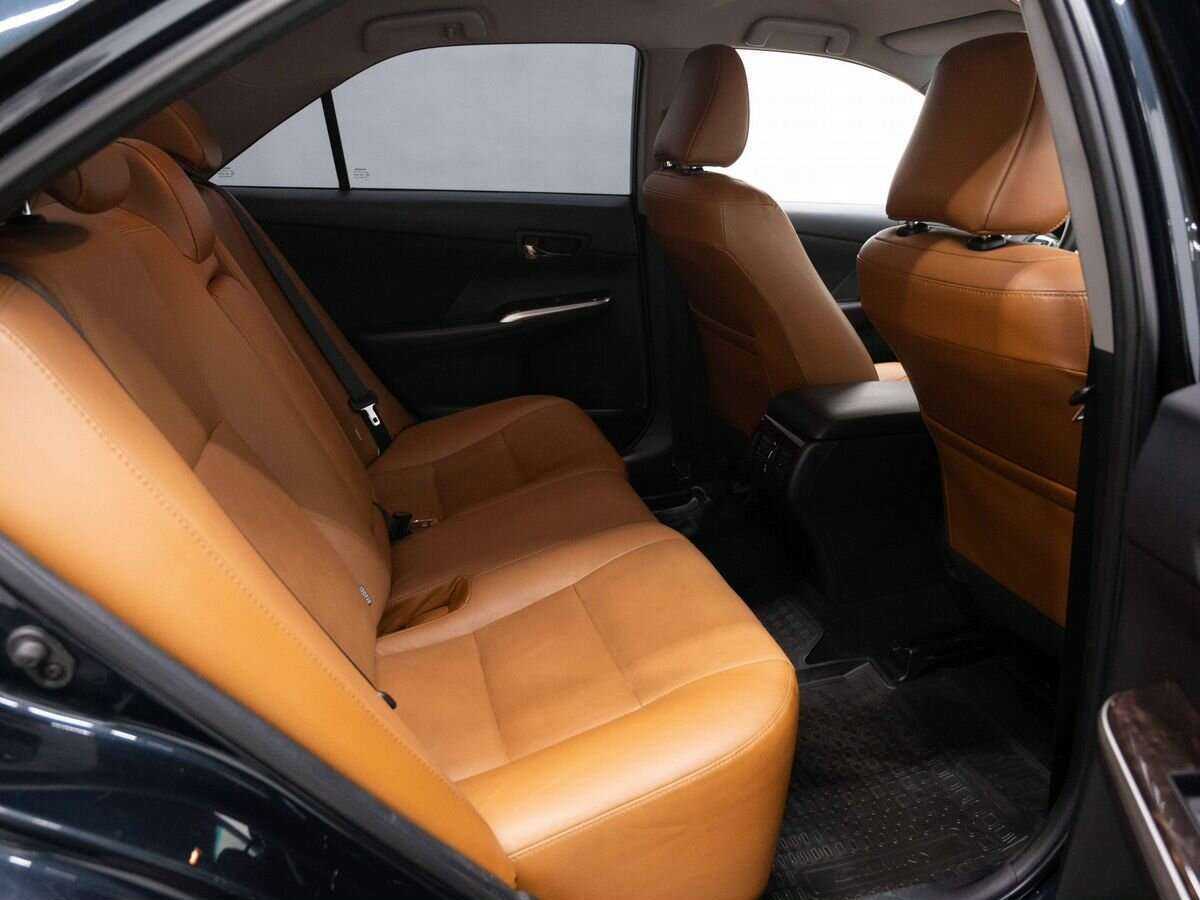 Toyota Camry 2015 года с пробегом. Фото: #9