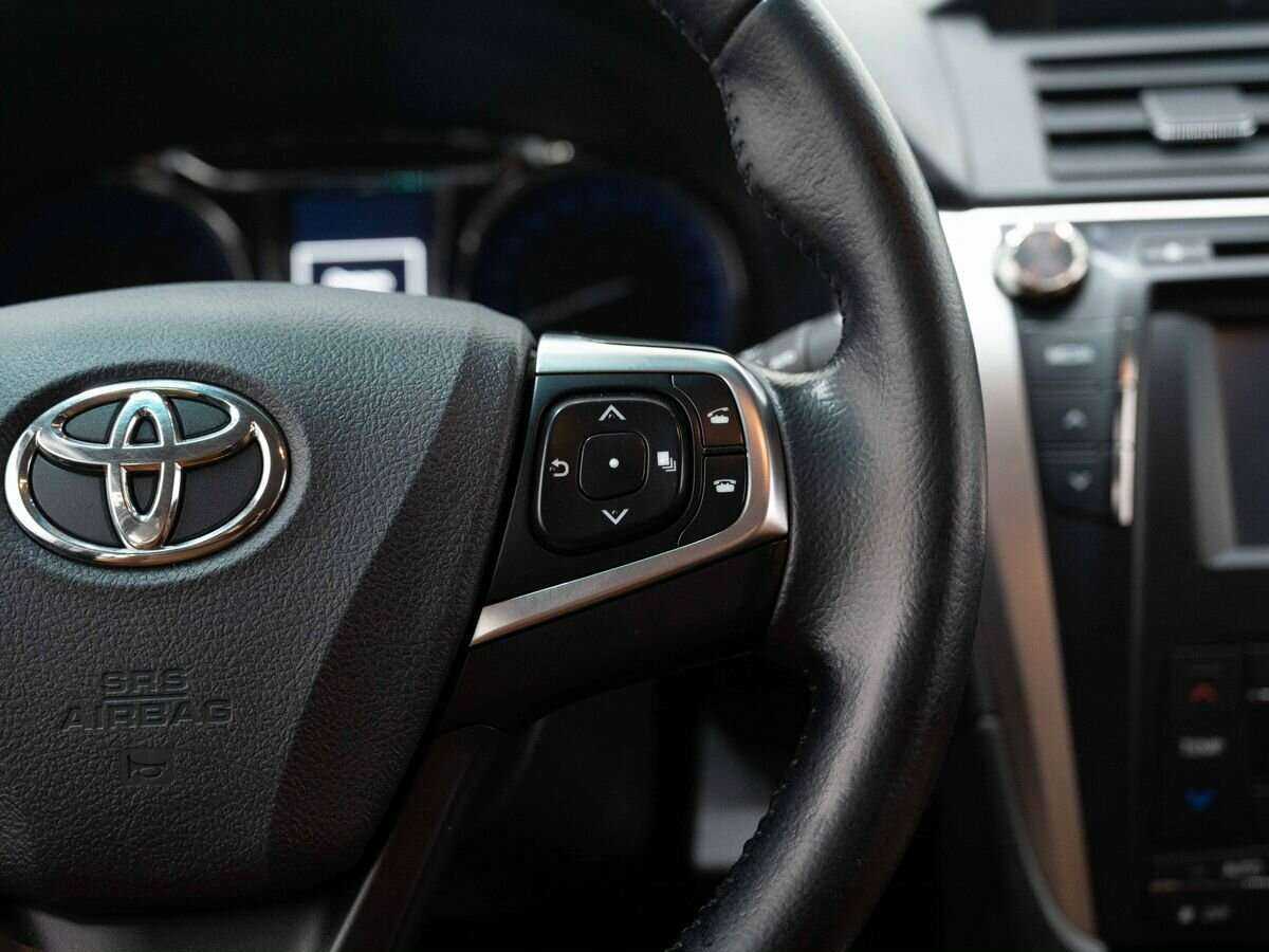 Toyota Camry 2015 года с пробегом. Фото: #15
