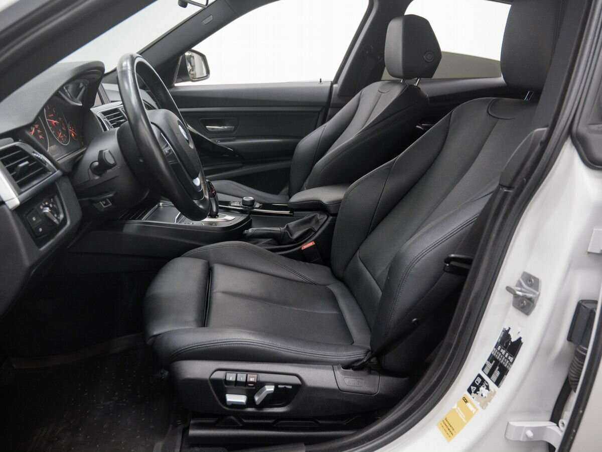 BMW 3 серии 2017 года с пробегом. Фото: #17