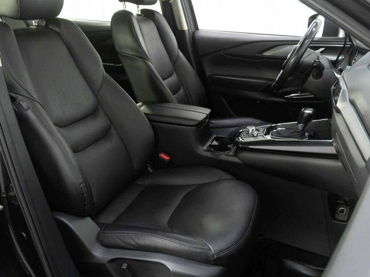Mazda CX-9 2018 года с пробегом. Фото: #4
