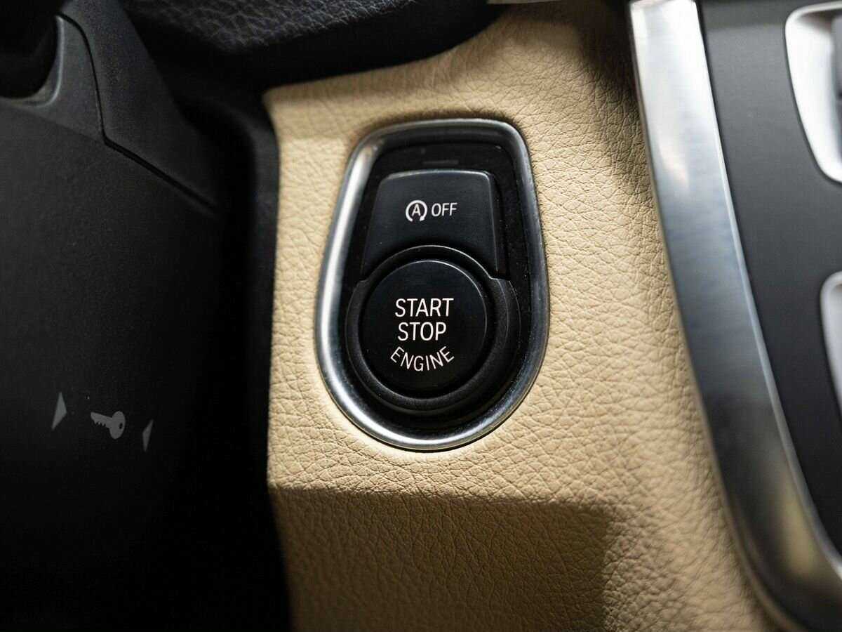 BMW 3 серии 2012 года с пробегом. Фото: #17