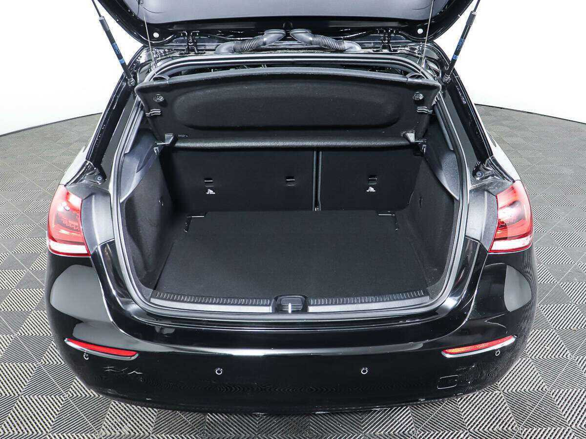 Mercedes-Benz A-Класс 2019 года с пробегом. Фото: #8