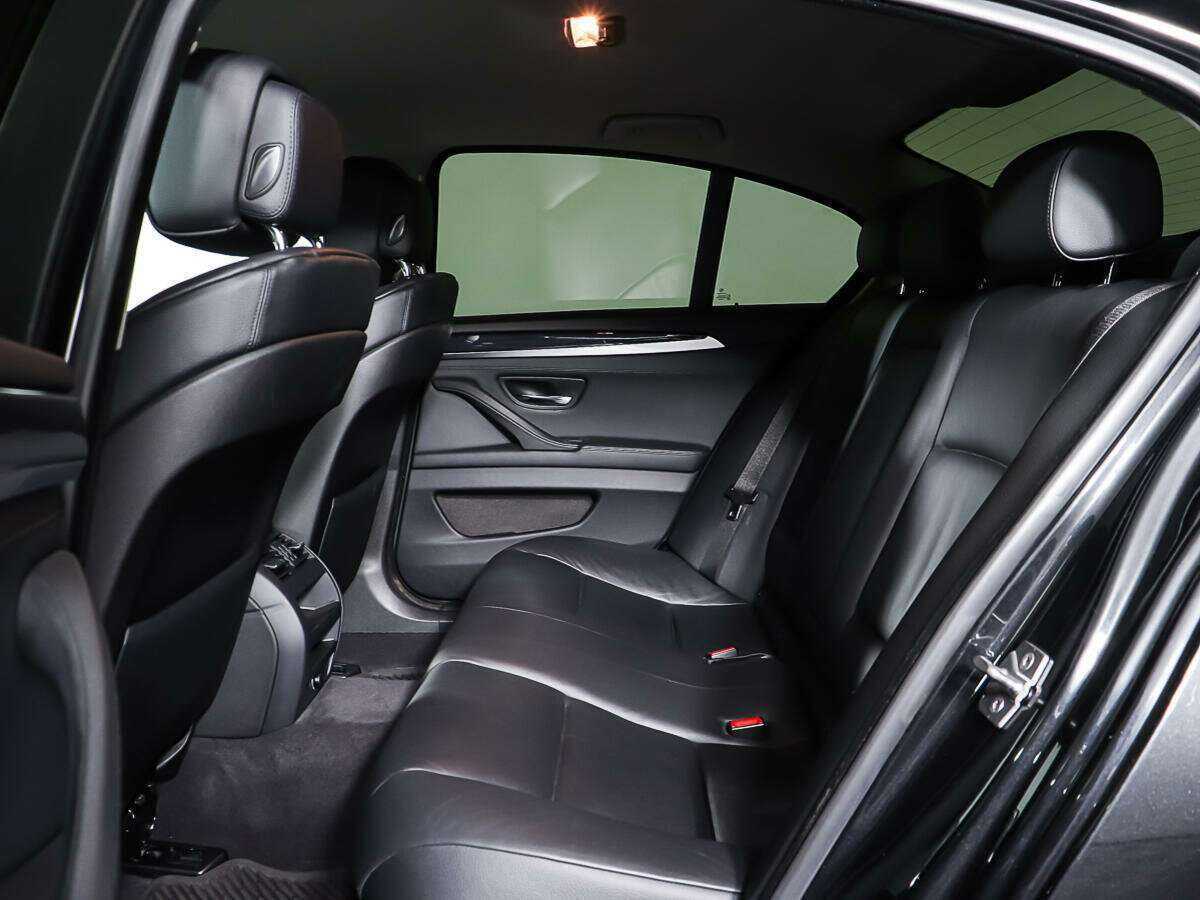 BMW 5 серии 2012 года с пробегом. Фото: #9