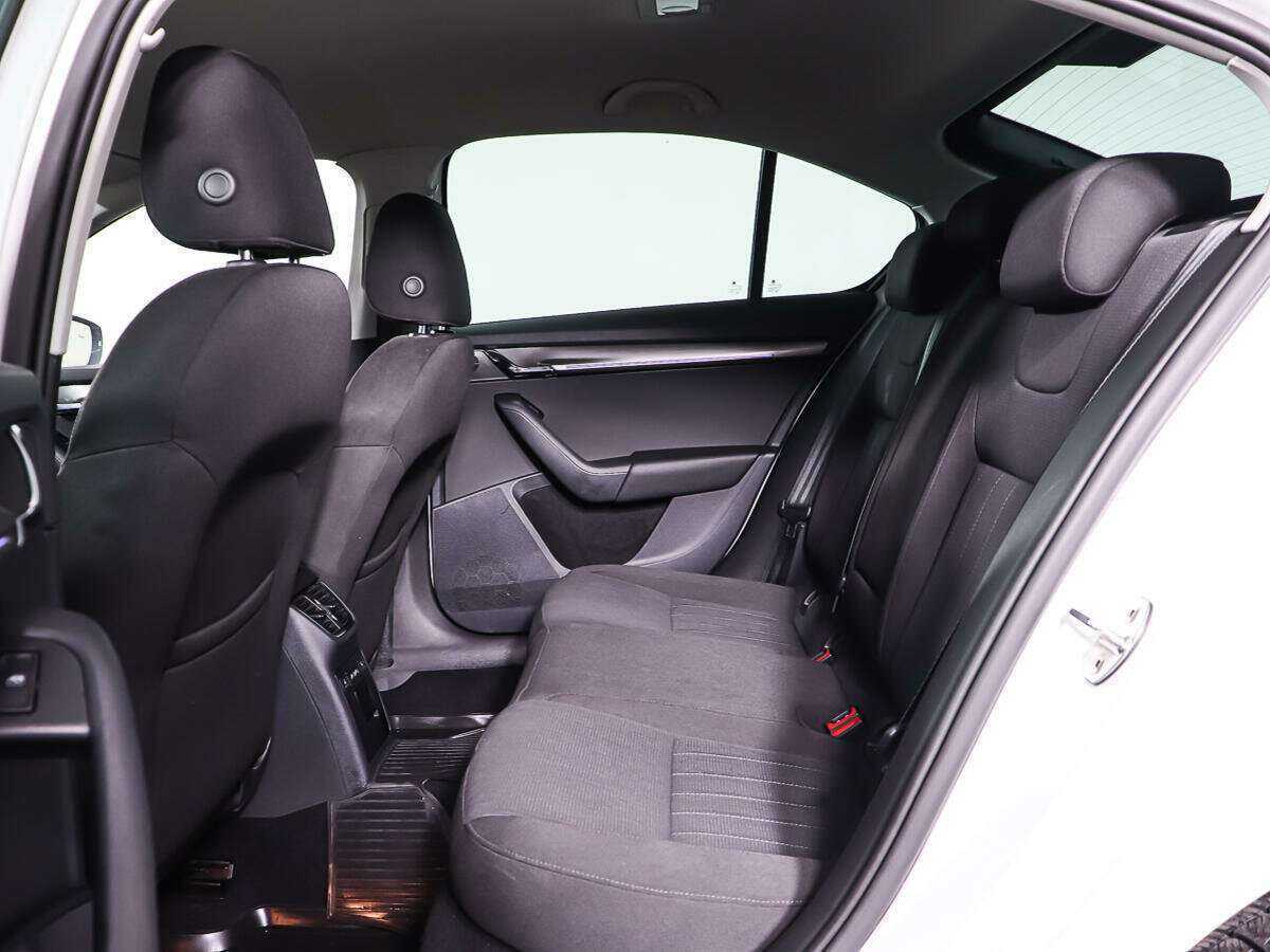Skoda Octavia 2019 года с пробегом. Фото: #9